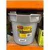 Image 2 : Rubbermaid Commercial Products BRUTE 14-Quart Round Bucket
