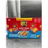Image 2 : Ritz Bits Mini Sandwiches, Cheese Flavoured Crackers, 30 × 42 g