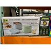 Image 2 : GreenPan Electric Lunch Box Set with Two Containers and Accessories