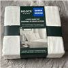 Image 1 : Roots Home Queen Grand 6-Piece Sheet Set with 300 Thread Count
