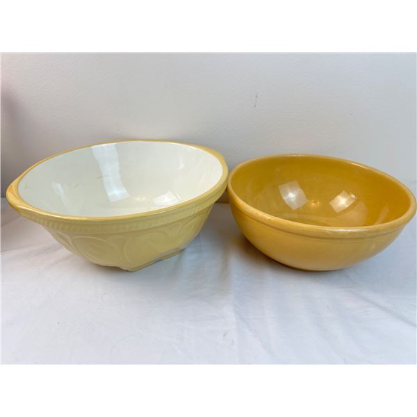 Vintage Ceramic Mixing Bowls