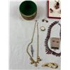 Image 2 : Vintage Costume Jewelry & Boxes