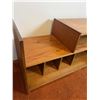 Image 4 : Mid Century Modern Shelf