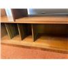 Image 6 : Mid Century Modern Shelf
