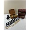 Image 1 : Costume Jewelry & Boxes