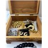 Image 2 : Costume Jewelry & Boxes