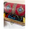 Image 6 : Costume Jewelry & Boxes