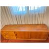 Image 1 : Mid Century Modern Sideboard