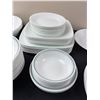 Image 3 : Corelle Dish Set