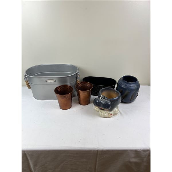 Flower Pots & Planters