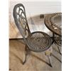 Image 2 : Cast Iron Bistro Table & Chairs