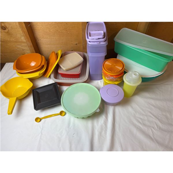 Assortment of Tupperware