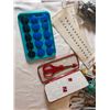 Image 3 : Sewing Lot
