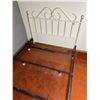 Image 1 : Queen Bed Frame