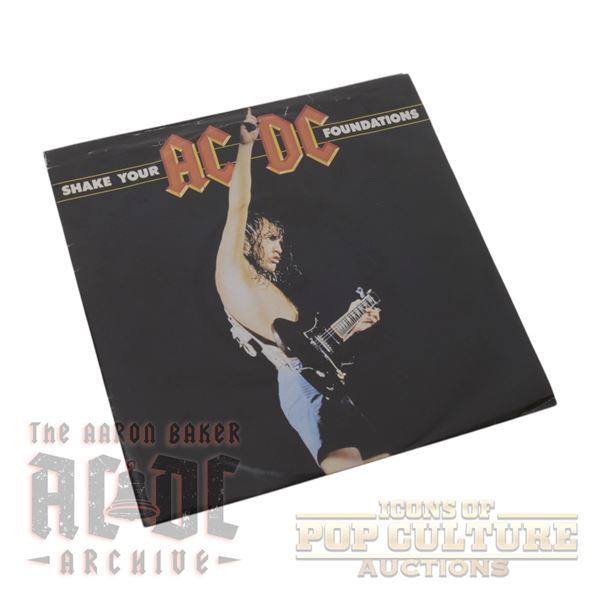 AC/DC – Shake Your Foundations UK 7" Single - 3756