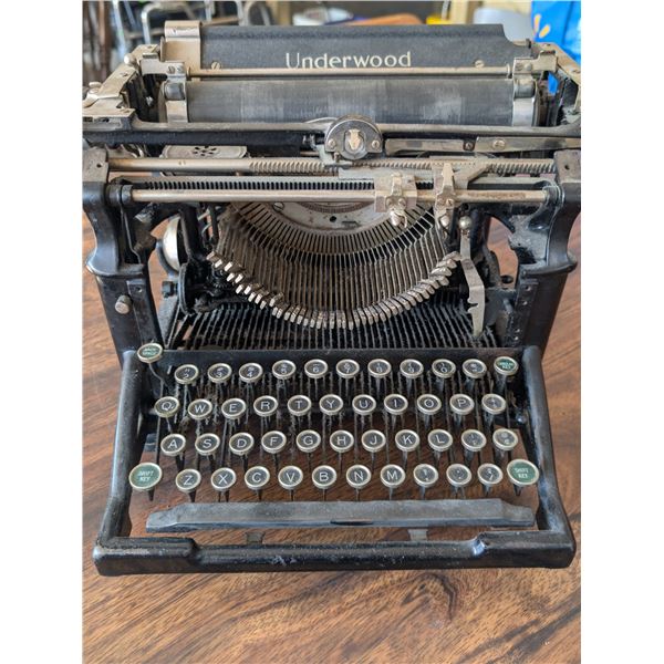Underwood Antique Typewriter
