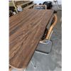 Image 3 : Arborite and Aluminum Table & 4 Chairs