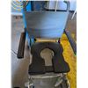 Image 2 : Wheel Chair