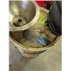 Image 2 : Oil Change Collection Bucket