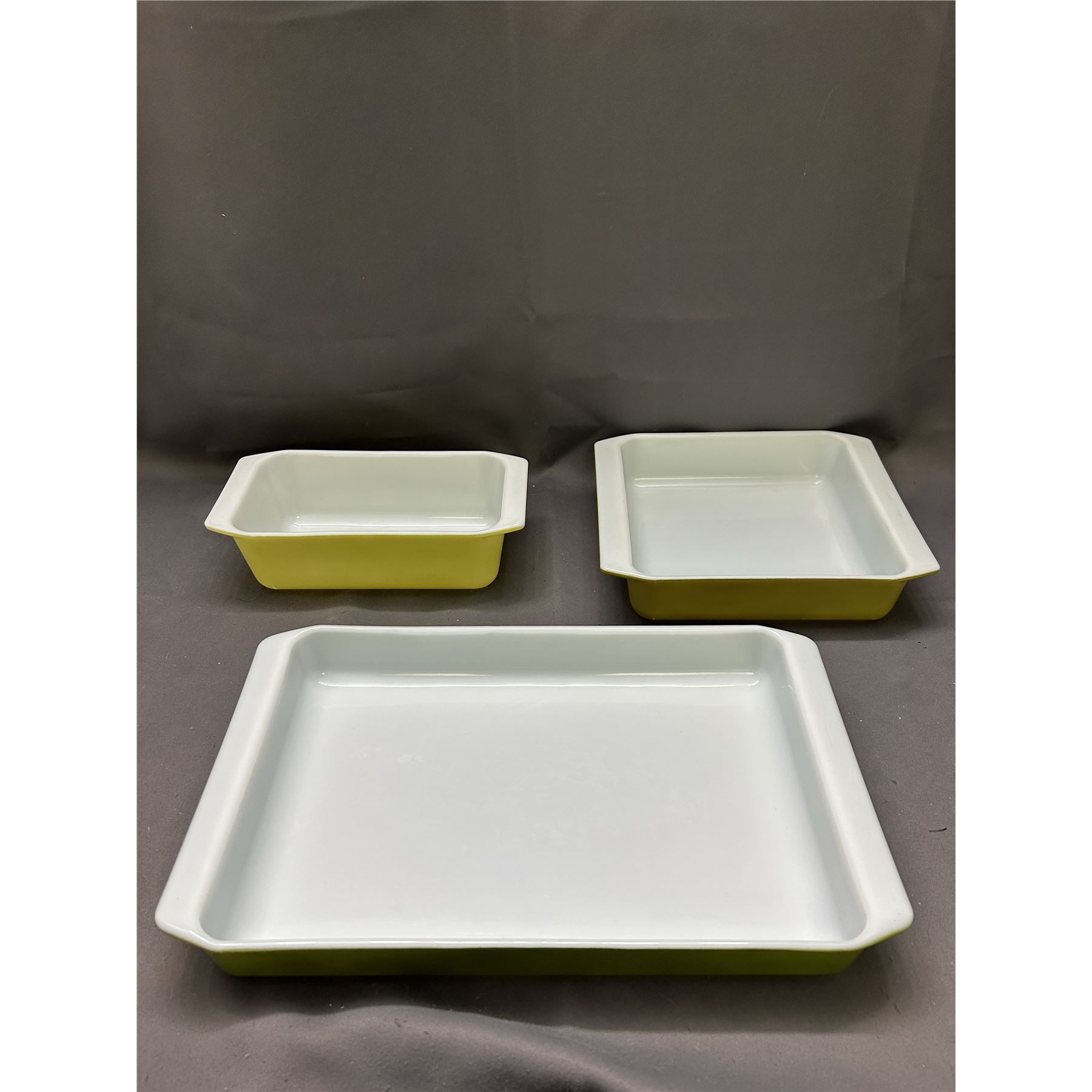 Pyrex Green Baking Pans Loaf, Cake, Etc #933, 922, 913
