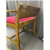 Image 3 : Vintage Wooden Vanity Bench with Magenta Velvet Upholstery