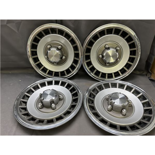 Lot of 4 1979-1991 Ford Pickup Truck Bronco Van Hub Caps