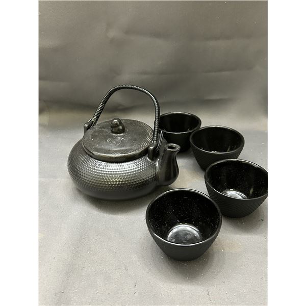 Black Ceramic Tea Set Pot and 4 Cups