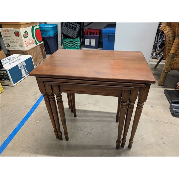 Set of 3 Brown Wooden Nesting Tables Walnut?