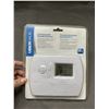 Image 1 : 5+2 Programmable Electronic Thermostat UBERHAUS NEW
