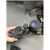 Image 3 : 4 Pairs of Binoculars