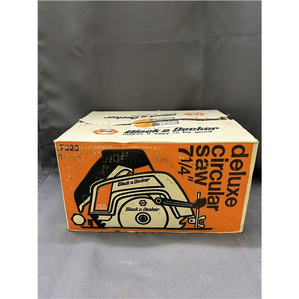 Black & Decker Deluxe Circular Saw 7 1/4"