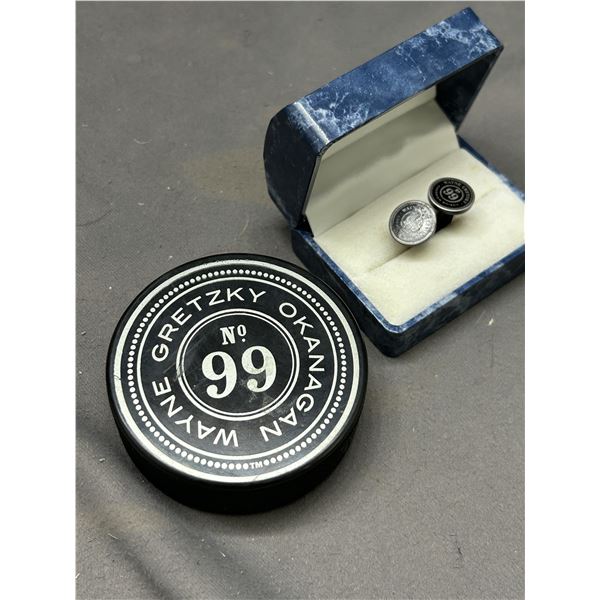Wayne Gretzky No 99 Cufflinks and Hockey Puck