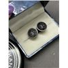 Image 2 : Wayne Gretzky No 99 Cufflinks and Hockey Puck