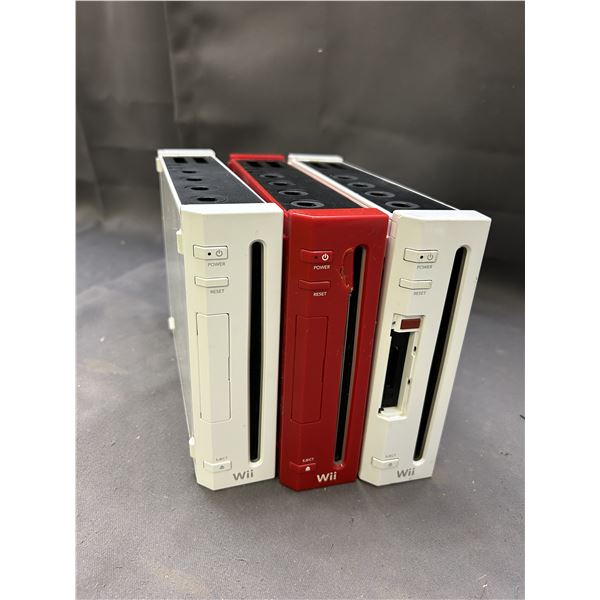 Lot of 3 Nintendo Wii Consoles (As is for parts)