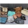 Image 2 : WHOLESALE Lot of Assorted Women's Purses, Shoulder Bags, Totes, Wallets, Coin Purses Assorted