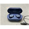 Image 2 : Skullcandy Wireless Earbuds w Charger and Case, Dark Blue