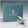 Image 4 : Lladro Porcelain Figurine, Flying Duck with Mistletoe 1008496