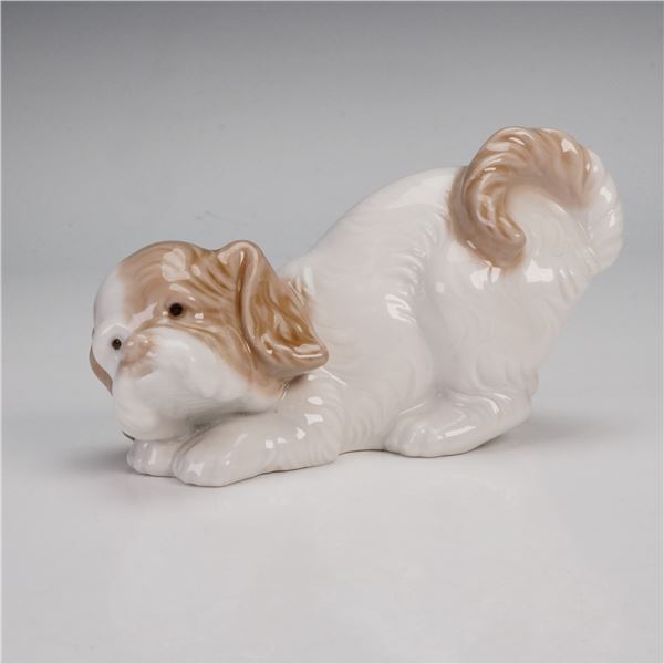 Nao by Lladro Figurine, Puppy Tails Up
