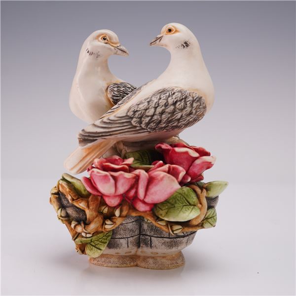 Harmony Kingdom Covered Box Figurine, Love and Peace