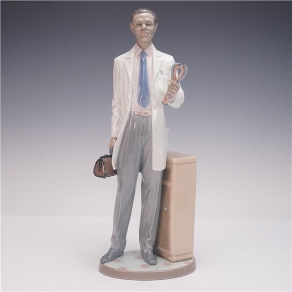 Lladro Porcelain Figurine, General Practitioner 1005947