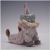 Image 2 : Lladro Porcelain Figurine, Tired Friend 1005812