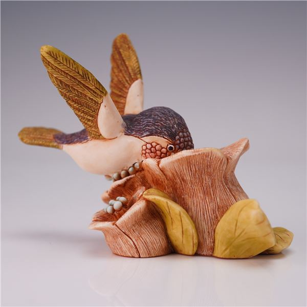 Harmony Kingdom Covered Box Figurine, Hummingbird, Signed