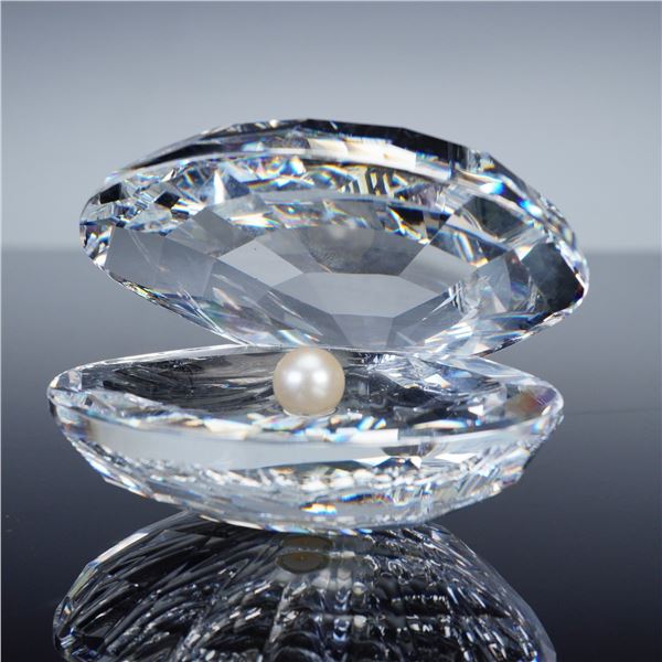 Swarovski Crystal Figurine, Shell with Pearl 014389, with Box