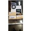 Image 1 : 4 NEW REMOTE DISPLAYS FOR CHARGE CONTROLLER