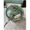 Image 2 : PAINT SPRAYER TANK W/ ACCESSORIES INSIDE