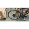 Image 2 : BLUE BIKE