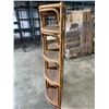 Image 2 : 2 BAMBOO CORNER SHELVES , 6FT