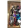 Image 2 : TRAY OF ASSORRTED SUNGLASSES