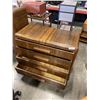 Image 2 : VINTAGE WATERFALL 4 DRAWER DRESSER