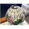 Image 2 : TIFFANY STYLE TABLE LAMP